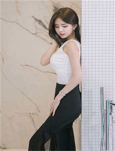 《日本熟女六十》